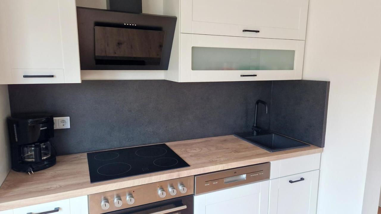 Ferienhaus Seeoase - 70Qm - Kamin -Terrassen - Parkplatz - Badestelle Fusslaeufig Joachimsthal Luaran gambar